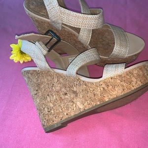 Hannah 8M  Criss-cross Sandals Wedge Sling-Back.